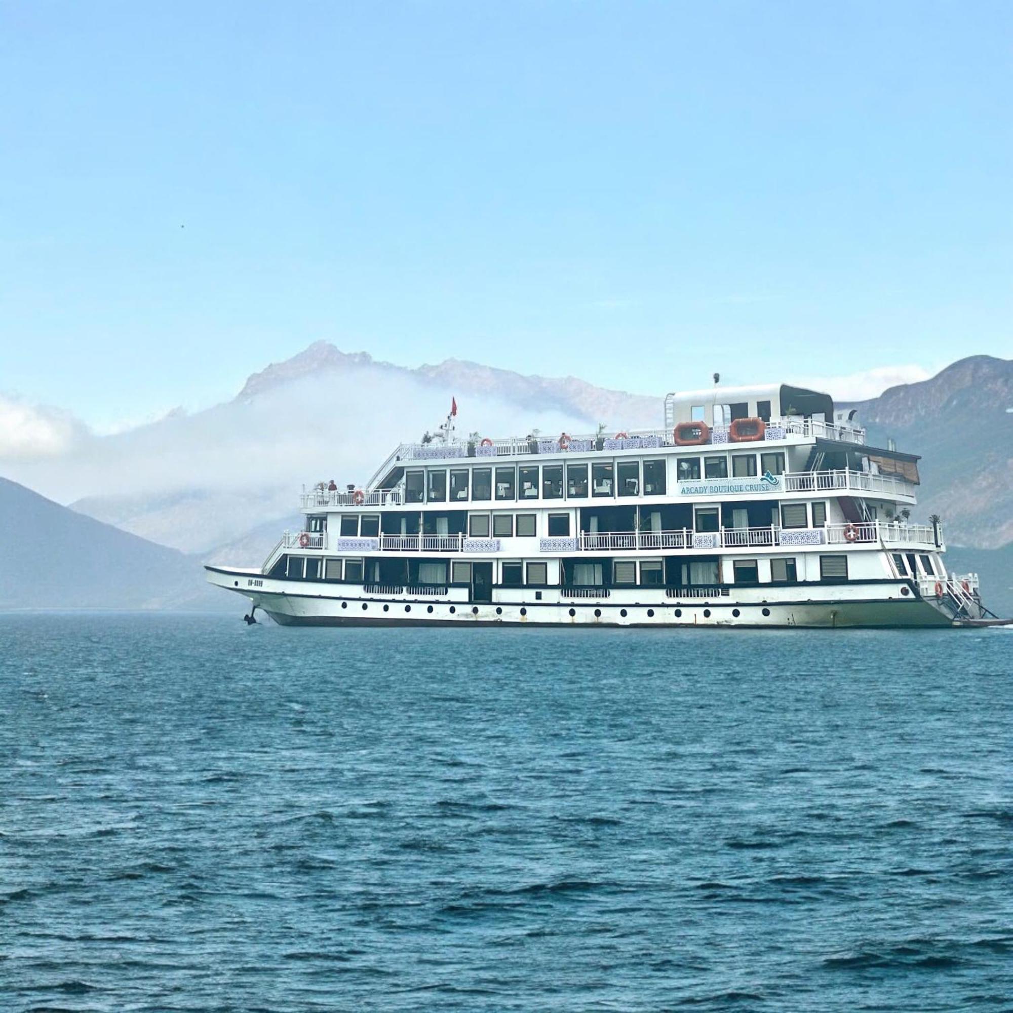 Arcady Boutique Cruise Ξενοδοχείο Χα Λονγκ Εξωτερικό φωτογραφία